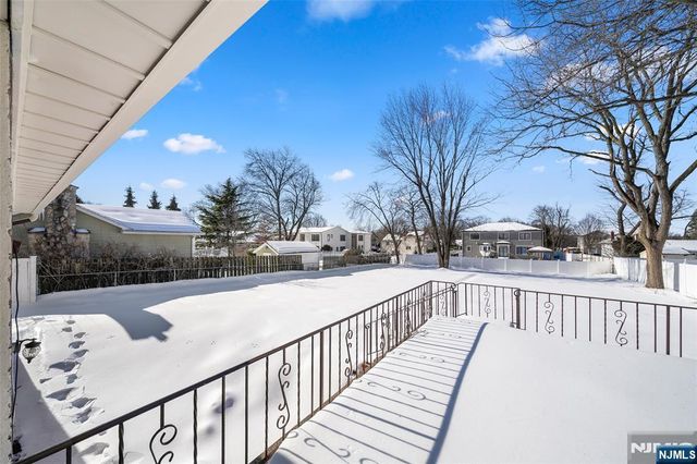 219 Farview Avenue, Paramus, NJ 07652