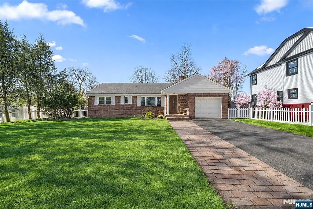 219 Farview Avenue, Paramus, NJ 07652