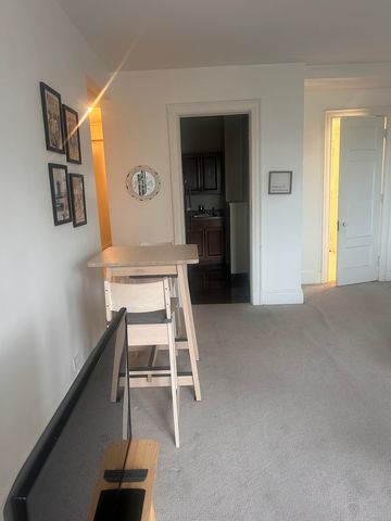 5300 S Shore Drive 76, Chicago, IL 60615
