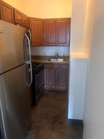 5300 S Shore Drive 76, Chicago, IL 60615