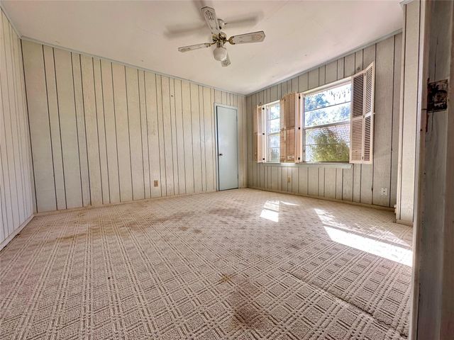 300 Holly Drive, Baytown, TX 77520