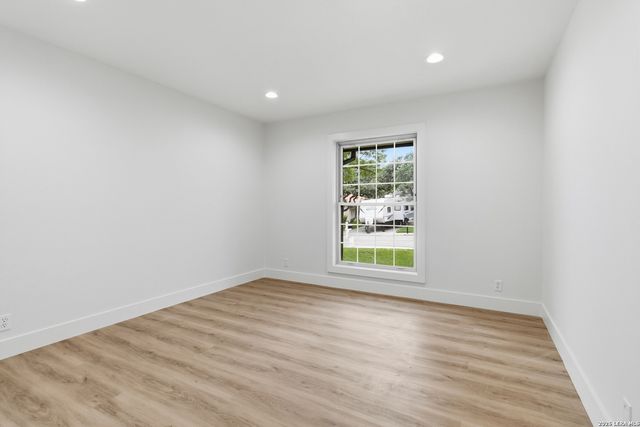 16410 LEDGE WAY ST, San Antonio, TX 78232
