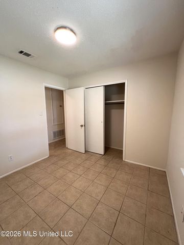 10 Pembrook Circle, Gulfport, MS 39503
