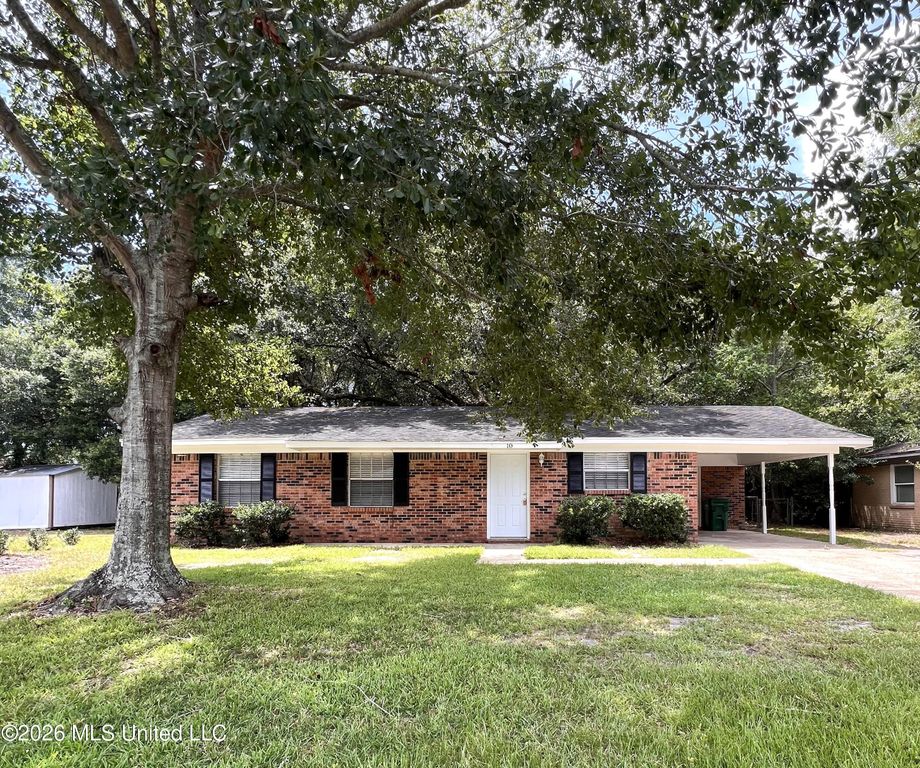 10 Pembrook Circle, Gulfport, MS 39503