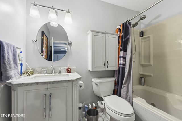 10 Woodland Court, Crossville, TN 38558