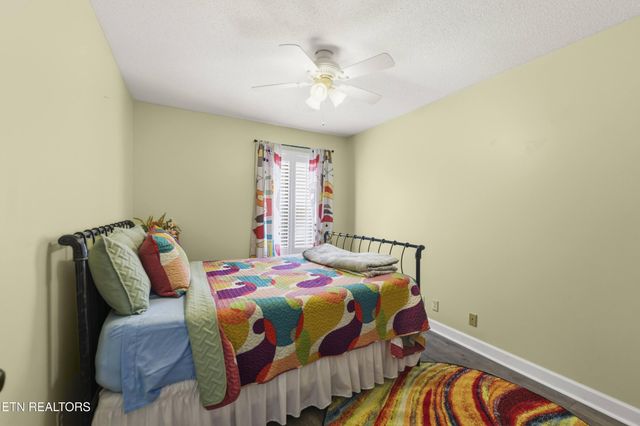 10 Woodland Court, Crossville, TN 38558