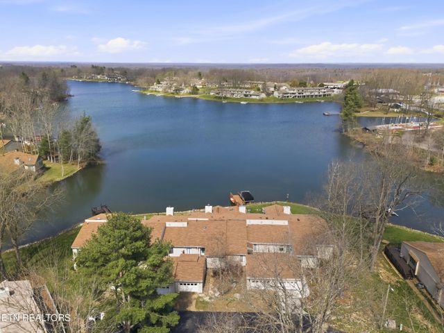 10 Woodland Court, Crossville, TN 38558