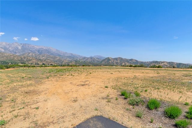 39534 Eastview Court, Yucaipa, CA 92399