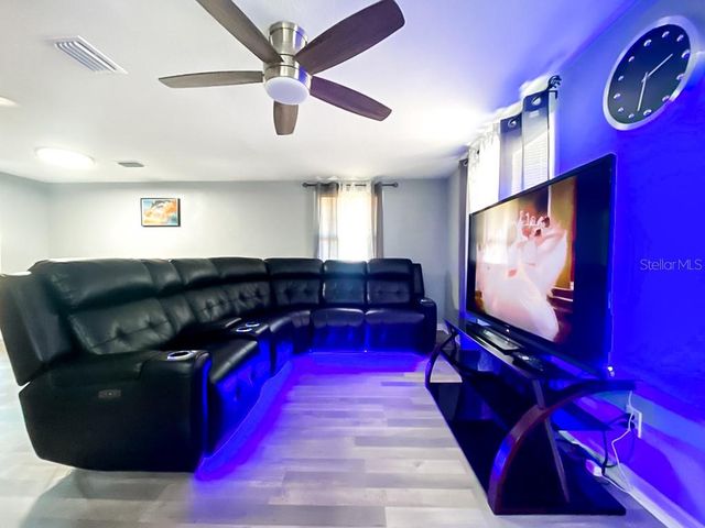 4303 CHESTNUT AVENUE, Sarasota, FL 34234
