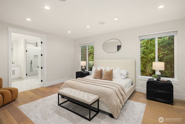 5539 116th Avenue NE, Kirkland, WA 98033