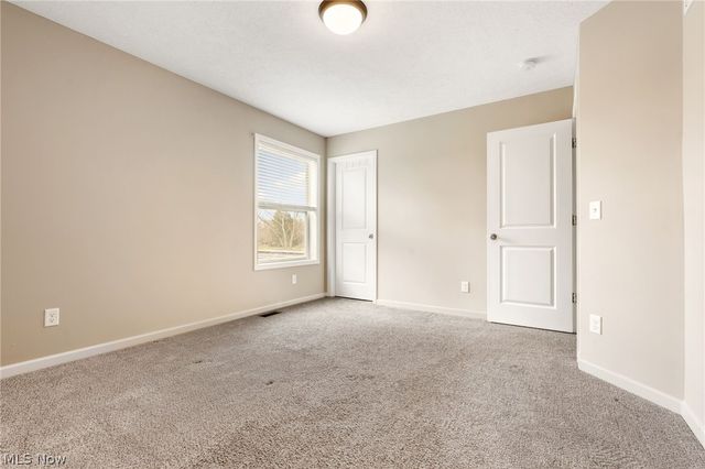 1054 East Avenue, Tallmadge, OH 44278