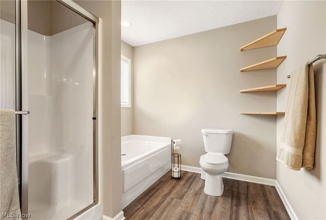 1054 East Avenue, Tallmadge, OH 44278