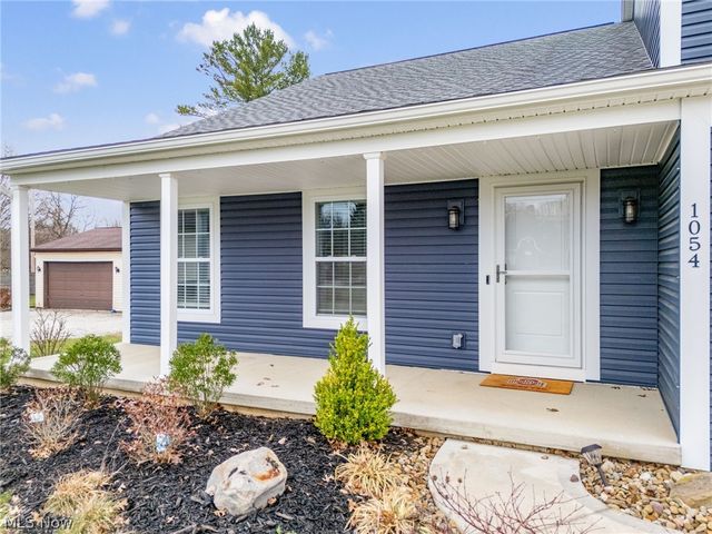 1054 East Avenue, Tallmadge, OH 44278