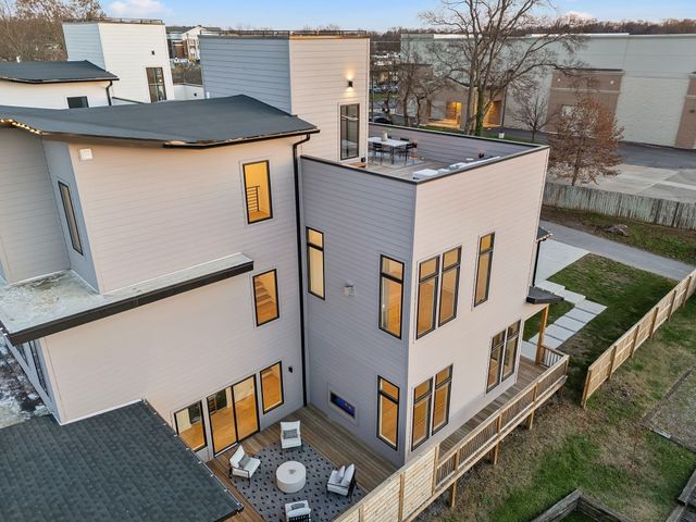 1008 Douglas Ave, Nashville, TN 37206