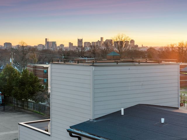 1008 Douglas Ave, Nashville, TN 37206