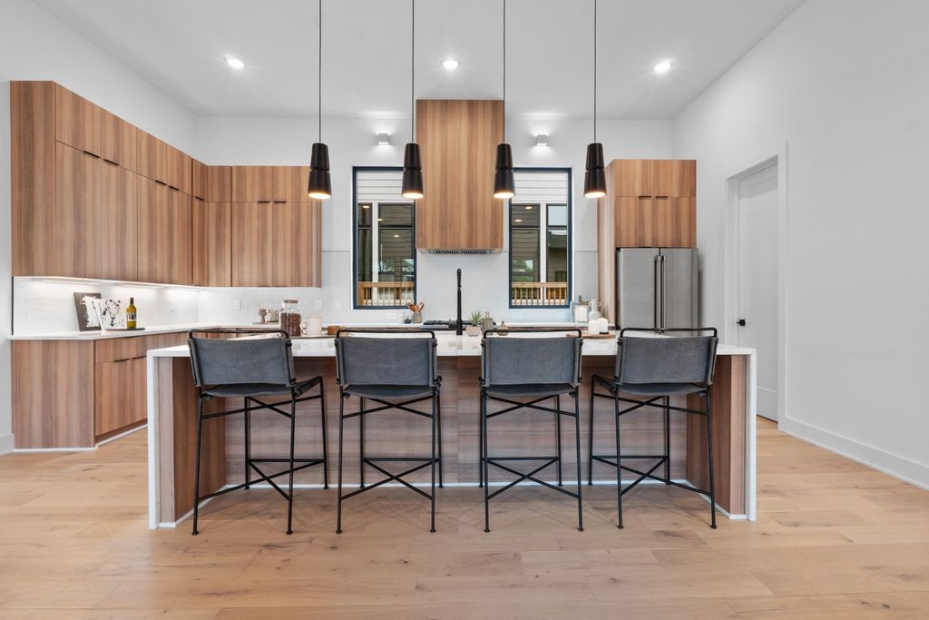 1008 Douglas Ave, Nashville, TN 37206