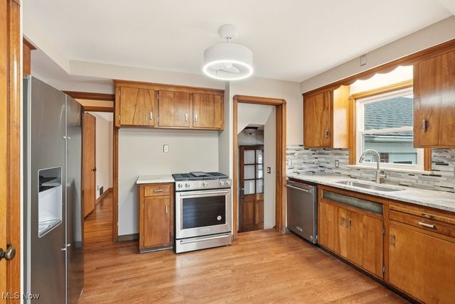 6119 E Sprague Road, Independence, OH 44131