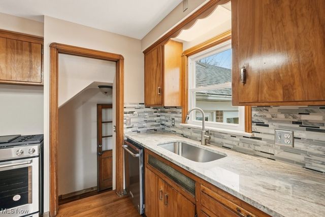 6119 E Sprague Road, Independence, OH 44131