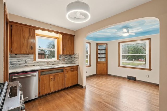 6119 E Sprague Road, Independence, OH 44131