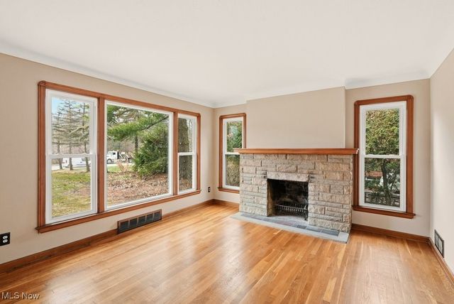 6119 E Sprague Road, Independence, OH 44131