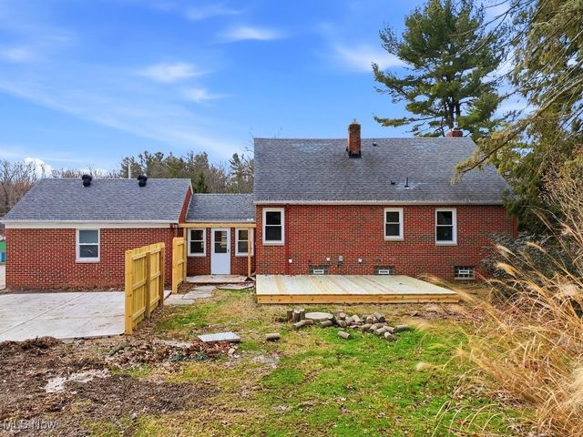 6119 E Sprague Road, Independence, OH 44131