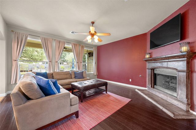 1102 Rowley DR, Cedar Park, TX 78613