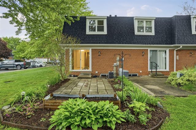 45315 Kensington Street, Utica, MI 48317