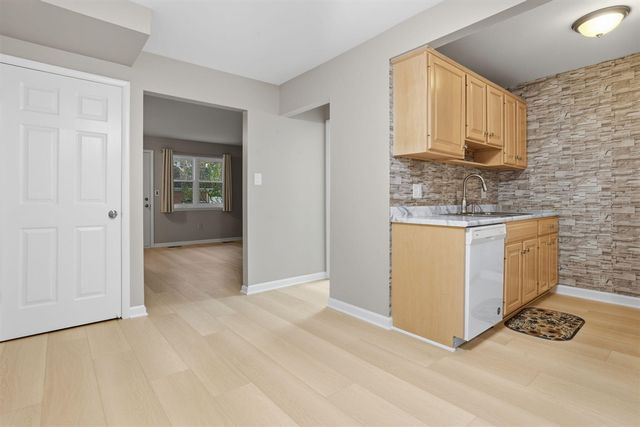 45315 Kensington Street, Utica, MI 48317