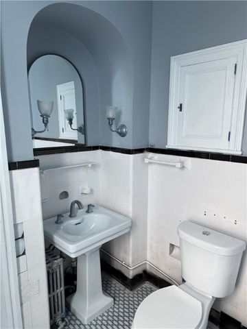 20 Elm Street, Westerly, RI 02891