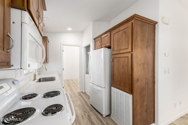 17839 N 17th Street, Phoenix, AZ 85022