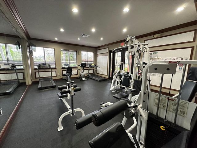4199 N Haverhill Road 113, West Palm Beach, FL 33417
