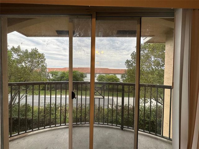 4199 N Haverhill Road 113, West Palm Beach, FL 33417
