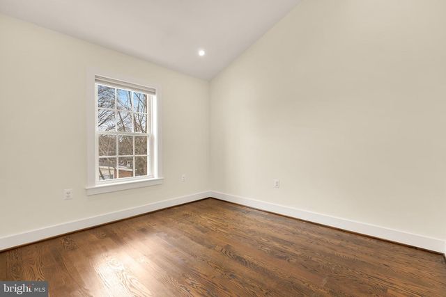 1822 TAYLOR ST NE, Washington, DC 20018