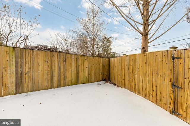 1822 TAYLOR ST NE, Washington, DC 20018