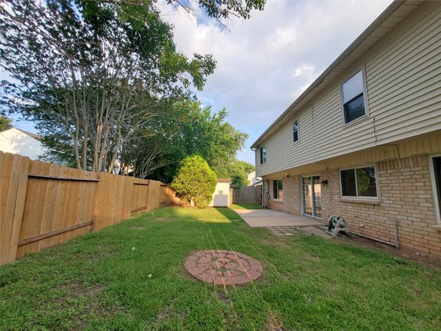 3323 Green Fields Drive, Sugar Land, TX 77479
