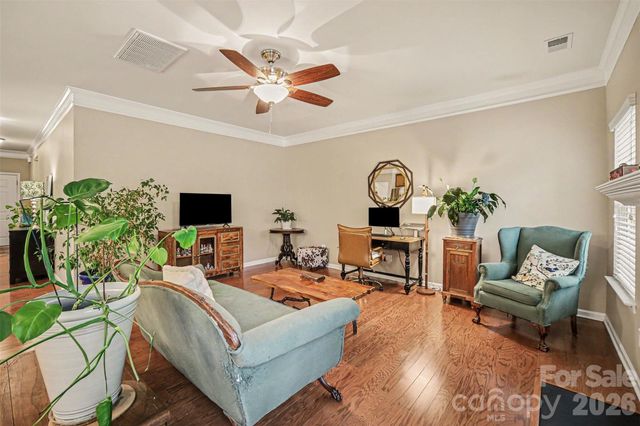 10718 Cove Point Drive, Charlotte, NC 28278