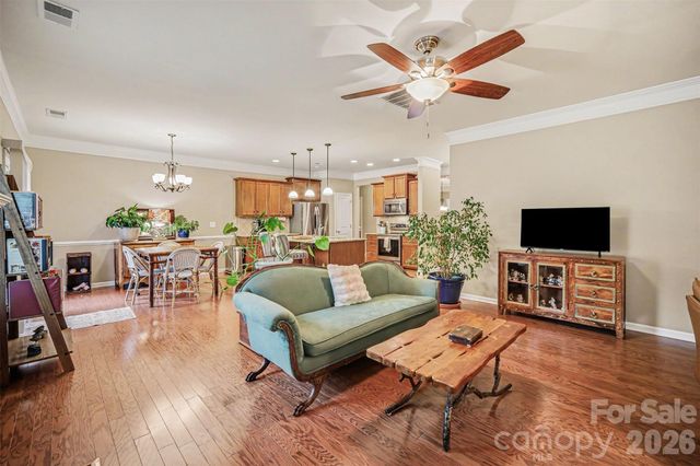 10718 Cove Point Drive, Charlotte, NC 28278