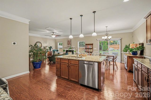 10718 Cove Point Drive, Charlotte, NC 28278