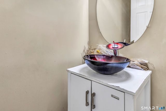 240 Highland Avenue, Stratford, CT 06614