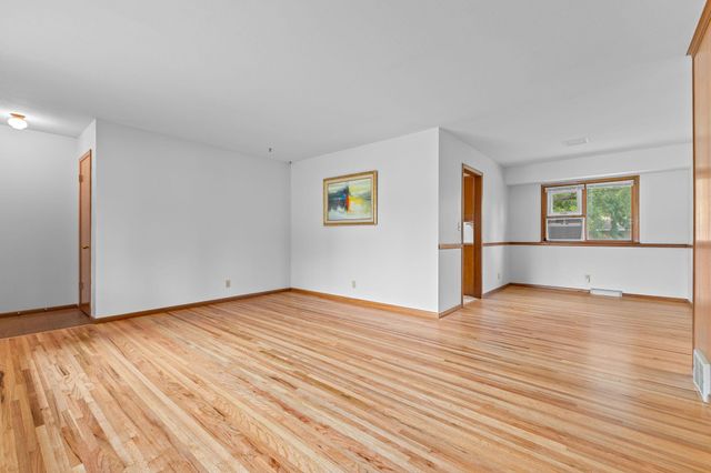 171 63rd Way NE, Fridley, MN 55432