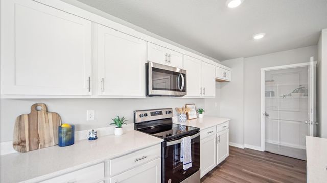 734 Magnolia Way, Tiffin, IA 52340