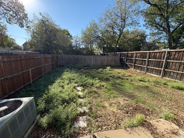 909 Vine Street, Denton, TX 76209