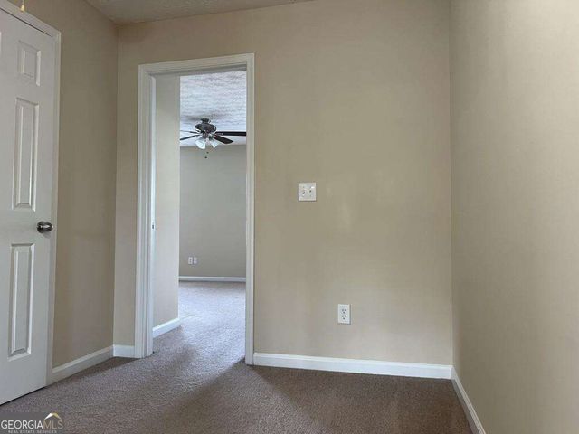 6614 Splashwater Drive, Flowery Branch, GA 30542