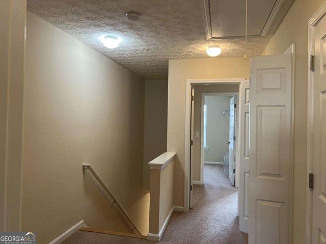 6614 Splashwater Drive, Flowery Branch, GA 30542