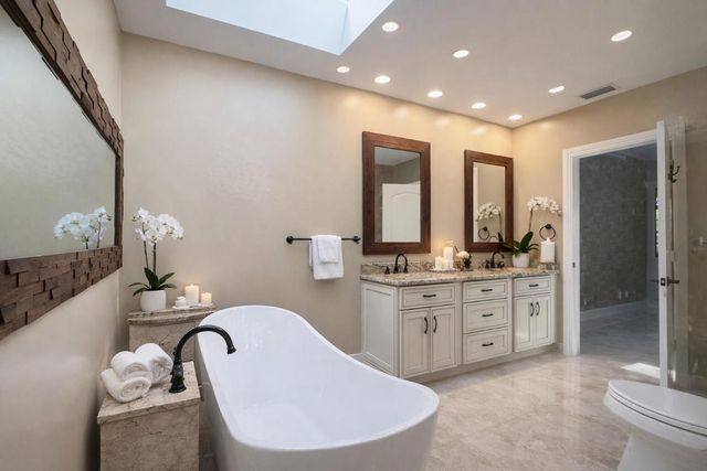 9044 Villa Portofino Circle, Boca Raton, FL 33496