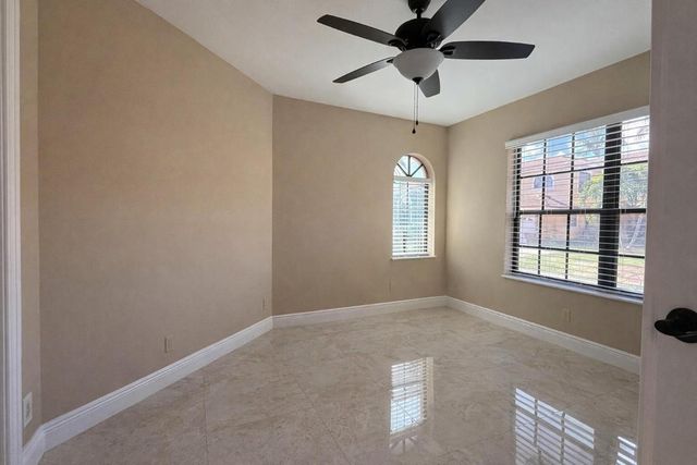 9044 Villa Portofino Circle, Boca Raton, FL 33496