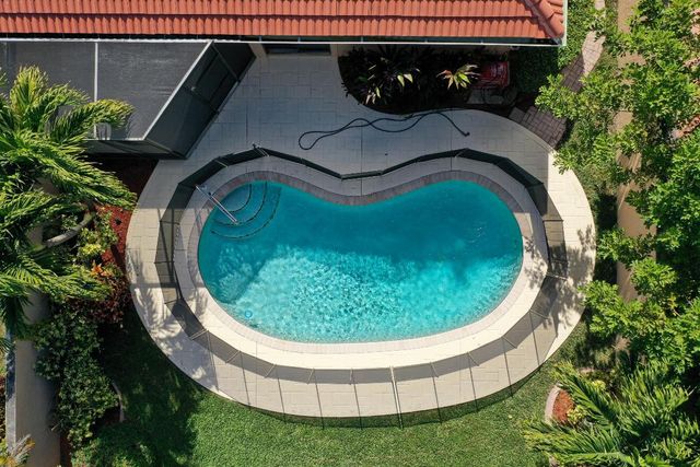 9044 Villa Portofino Circle, Boca Raton, FL 33496