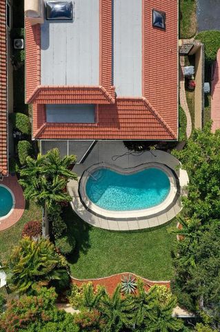 9044 Villa Portofino Circle, Boca Raton, FL 33496