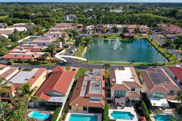 9044 Villa Portofino Circle, Boca Raton, FL 33496