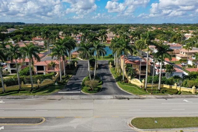 9044 Villa Portofino Circle, Boca Raton, FL 33496